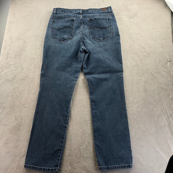 Lee Women's Jeans 32x28 Measured Blue Denim Relaxed Fit Straight Leg Mid Rise Ca - Picture 14 of 14